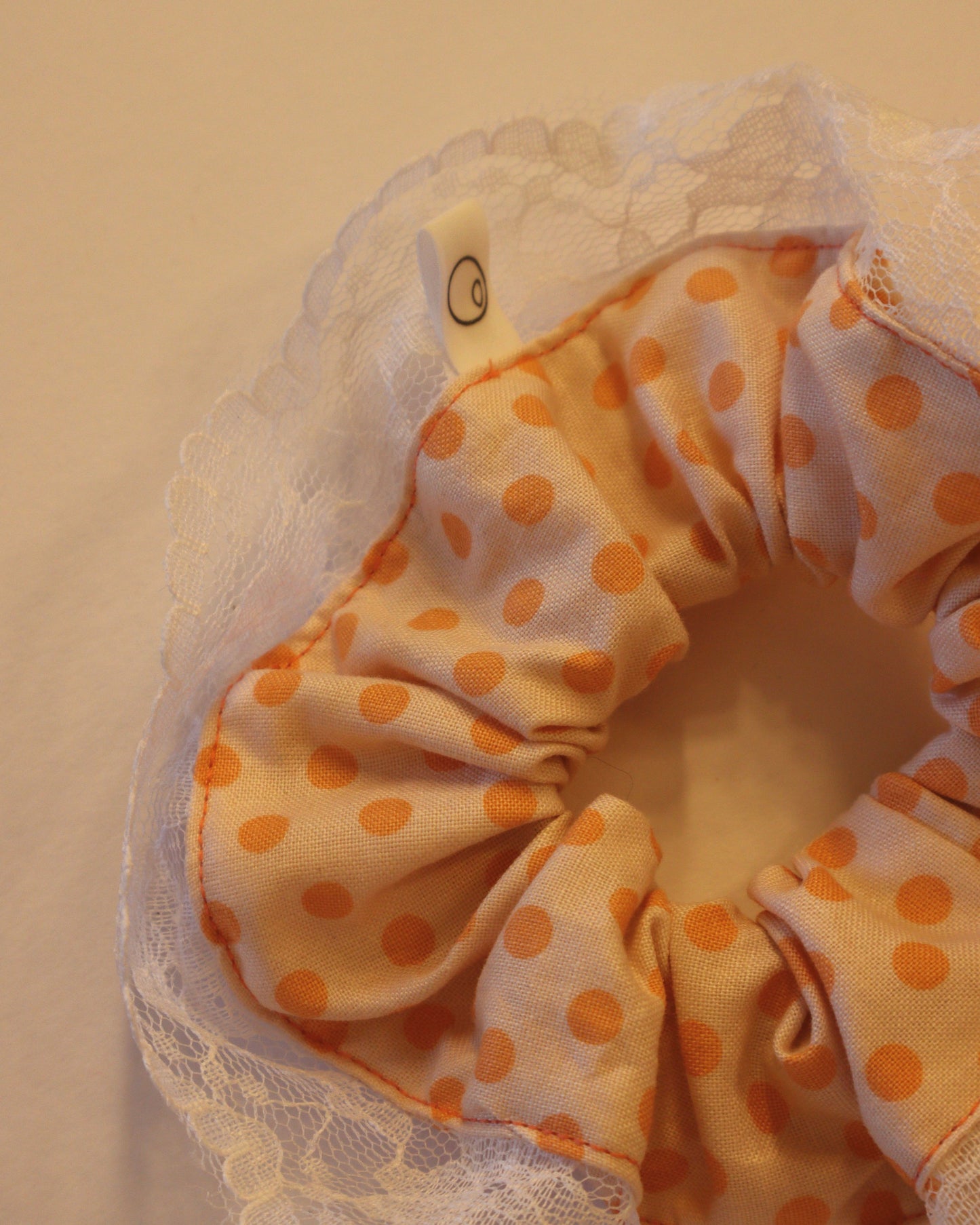 Solo Martini Scrunchie - Peach