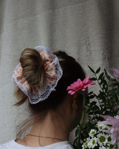 Solo Martini Scrunchie - Peach