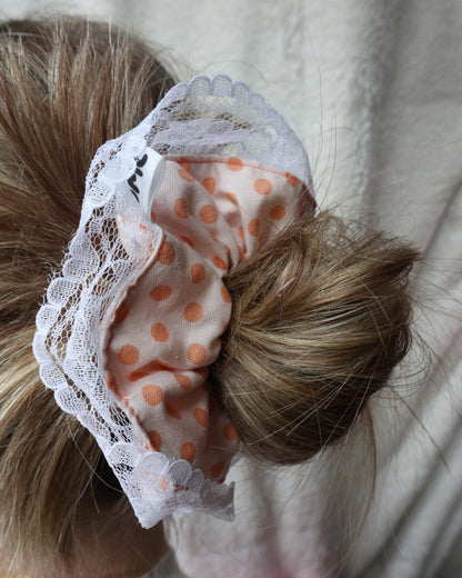 Solo Martini Scrunchie - Peach